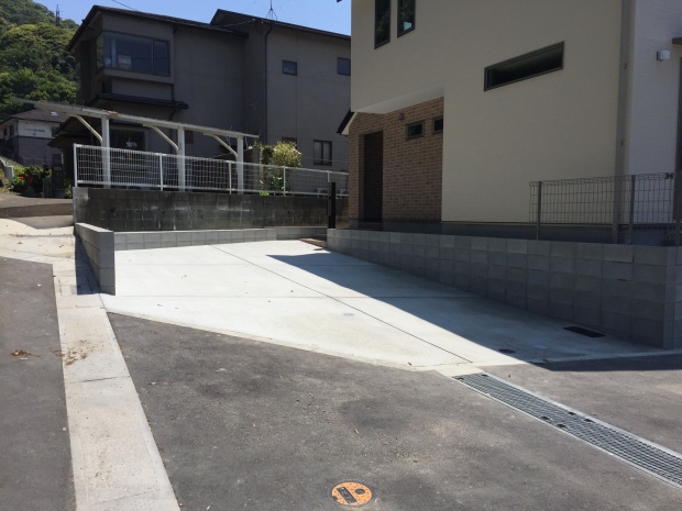 �V�z�O�\�{�H��@��܂��@�S�̑��@�����s����